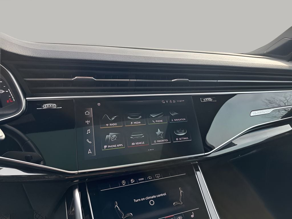 2021 Audi Q7 45 Premium Plus quattro