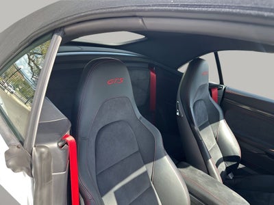 2017 Porsche 911 Carrera 4 GTS