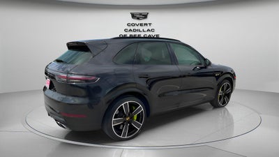 2023 Porsche Cayenne E-Hybrid Turbo S