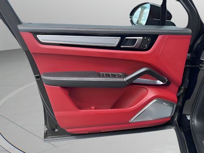 2023 Porsche Cayenne E-Hybrid Turbo S