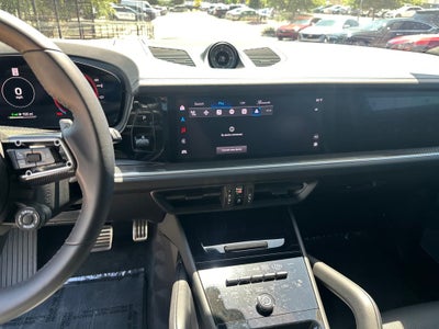 2025 Porsche Cayenne E-Hybrid Turbo