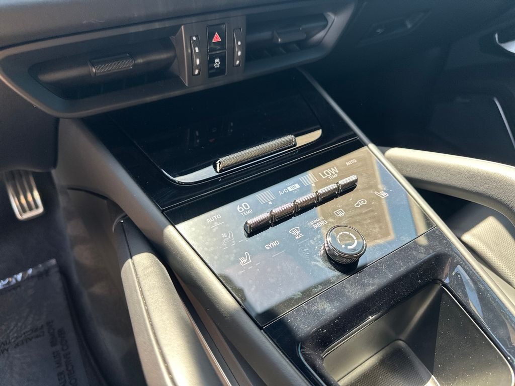 2025 Porsche Cayenne E-Hybrid Turbo