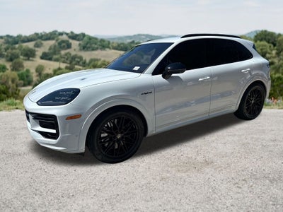 2025 Porsche Cayenne E-Hybrid Turbo