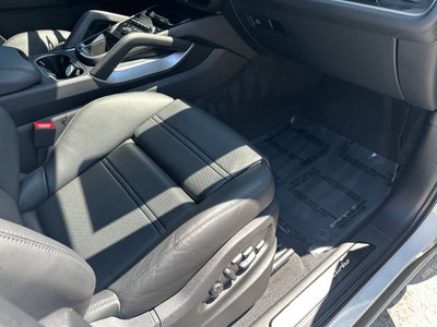 2025 Porsche Cayenne E-Hybrid Turbo