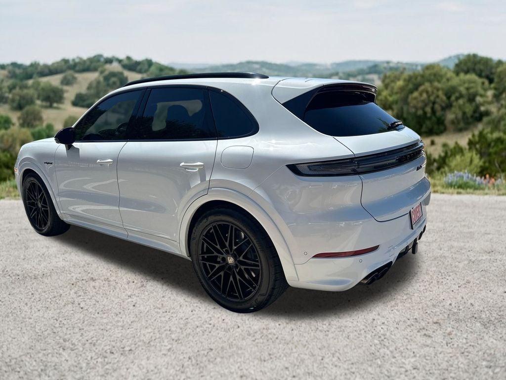 2025 Porsche Cayenne E-Hybrid Turbo