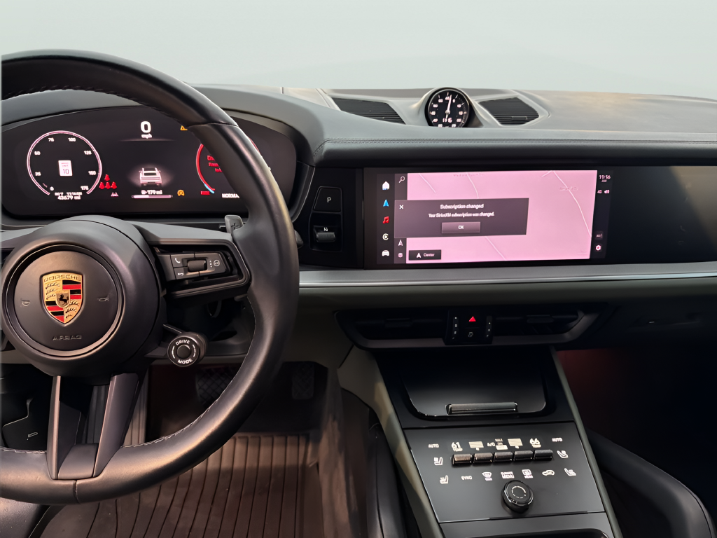 2024 Porsche Cayenne Coupe Base