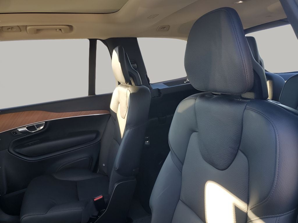 2024 Volvo XC90 B6 Plus Bright Theme 6-Seater
