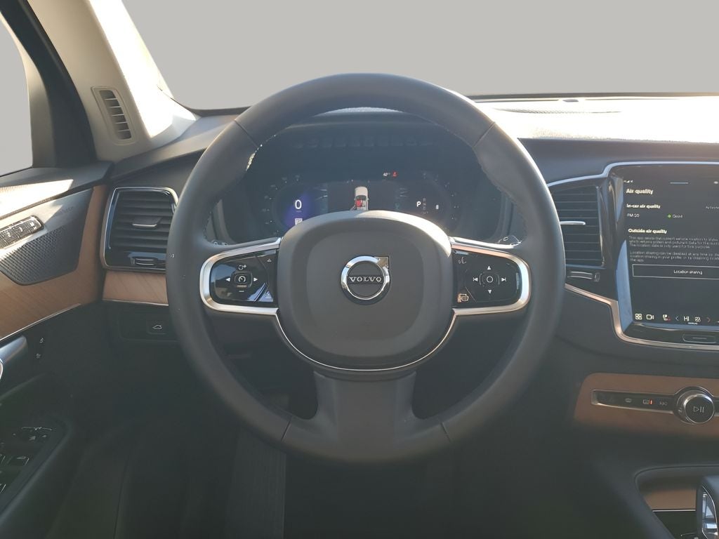 2024 Volvo XC90 B6 Plus Bright Theme 6-Seater