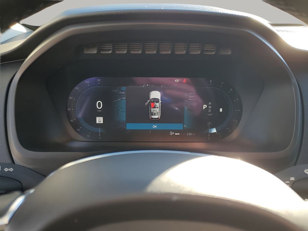 2024 Volvo XC90 B6 Plus Bright Theme 6-Seater