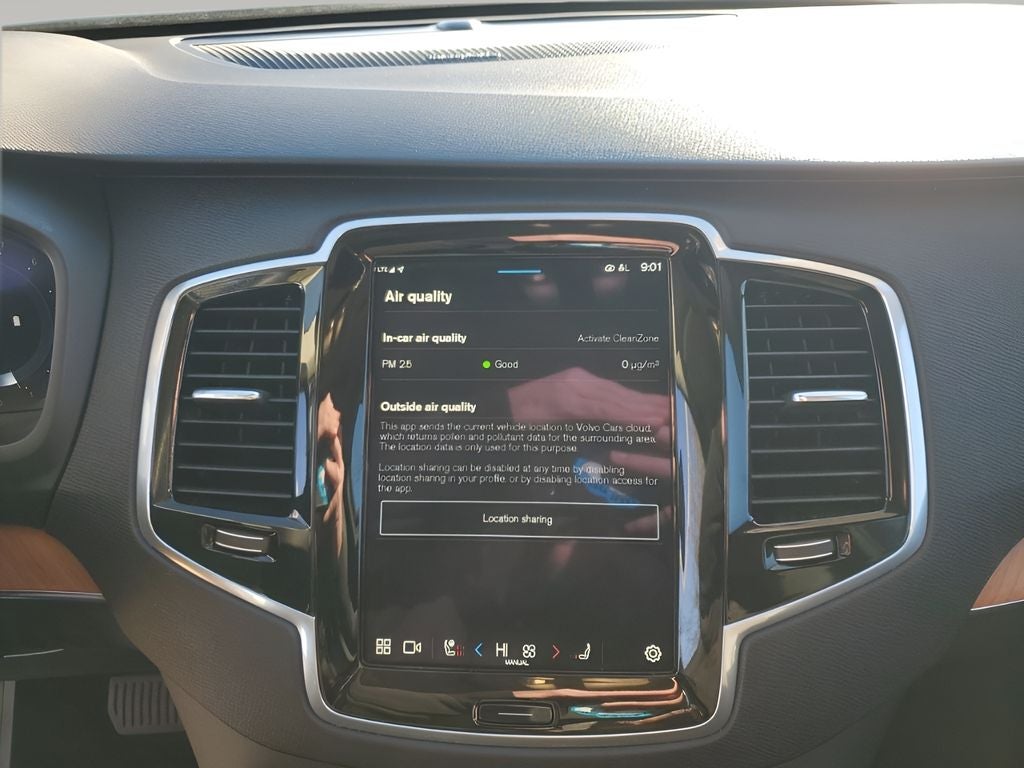 2024 Volvo XC90 B6 Plus Bright Theme 6-Seater