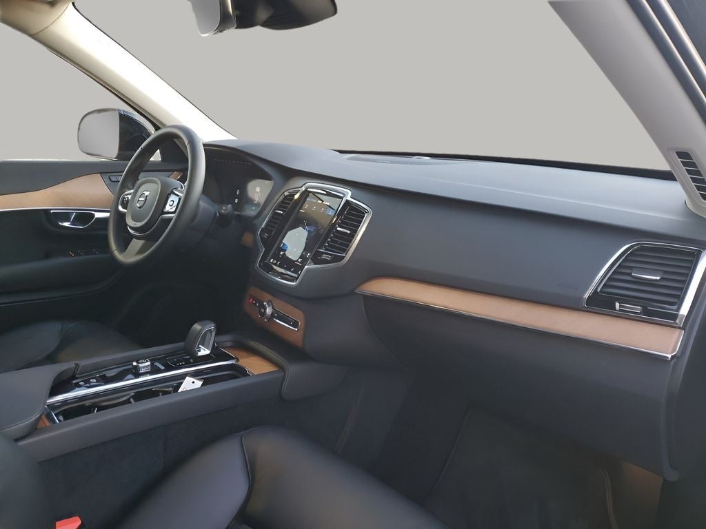 2023 Volvo XC90 B6 Plus 7-Seater
