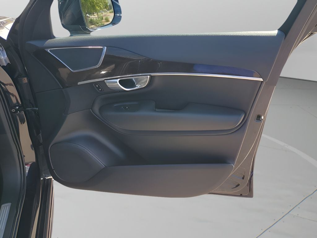 2017 Volvo XC90 T5 Momentum