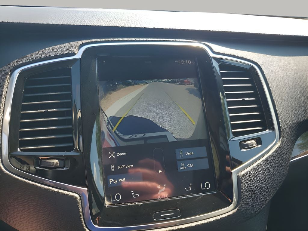 2017 Volvo XC90 T5 Momentum