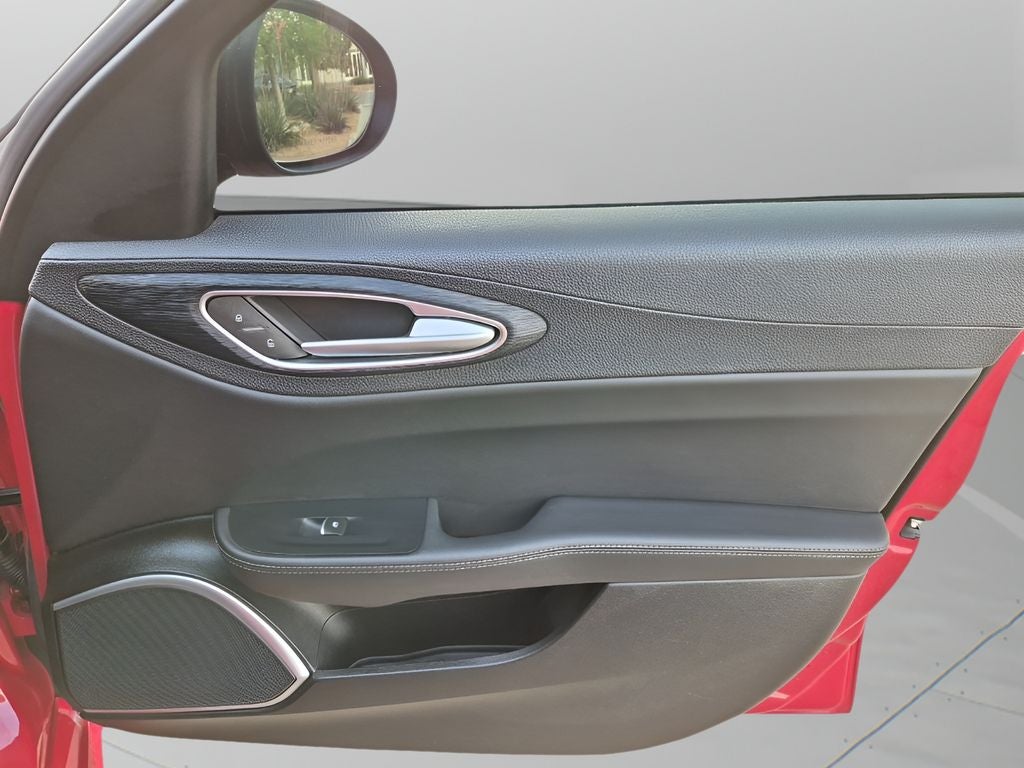 2019 Alfa Romeo Giulia Base