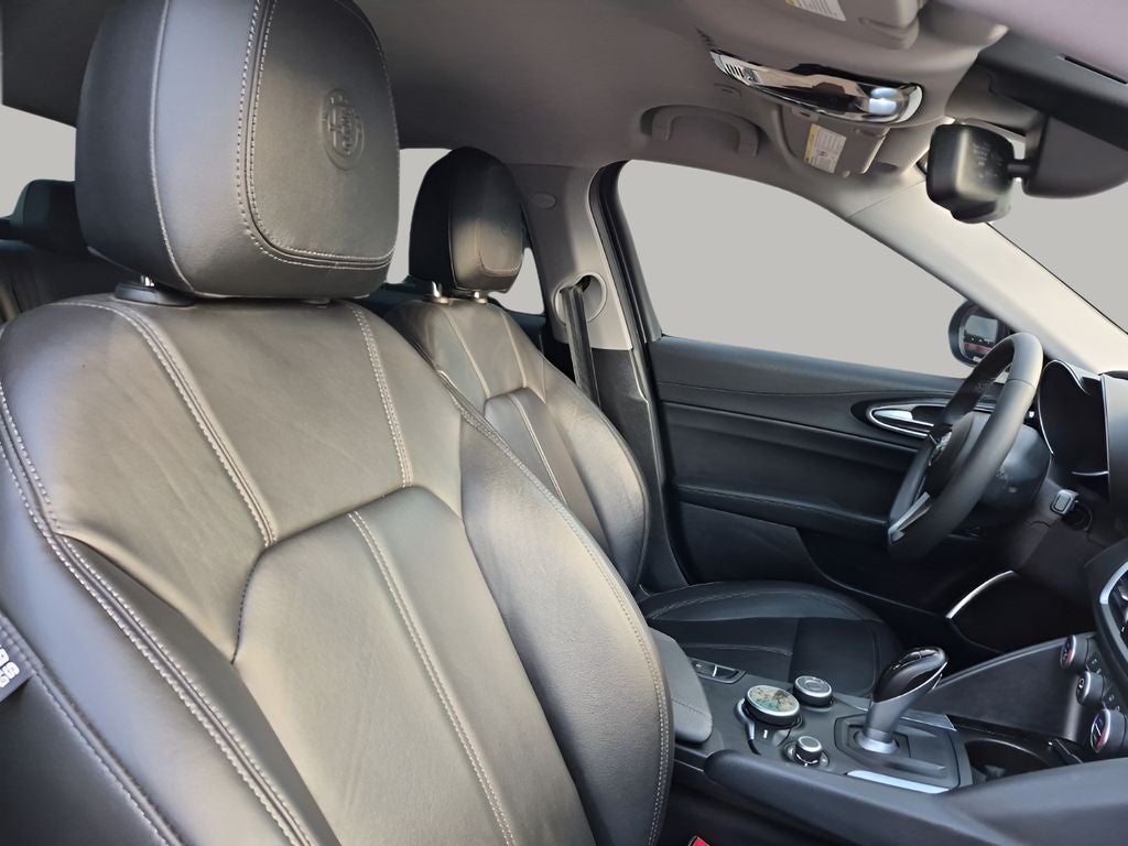 2019 Alfa Romeo Giulia Base