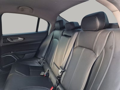 2019 Alfa Romeo Giulia Base