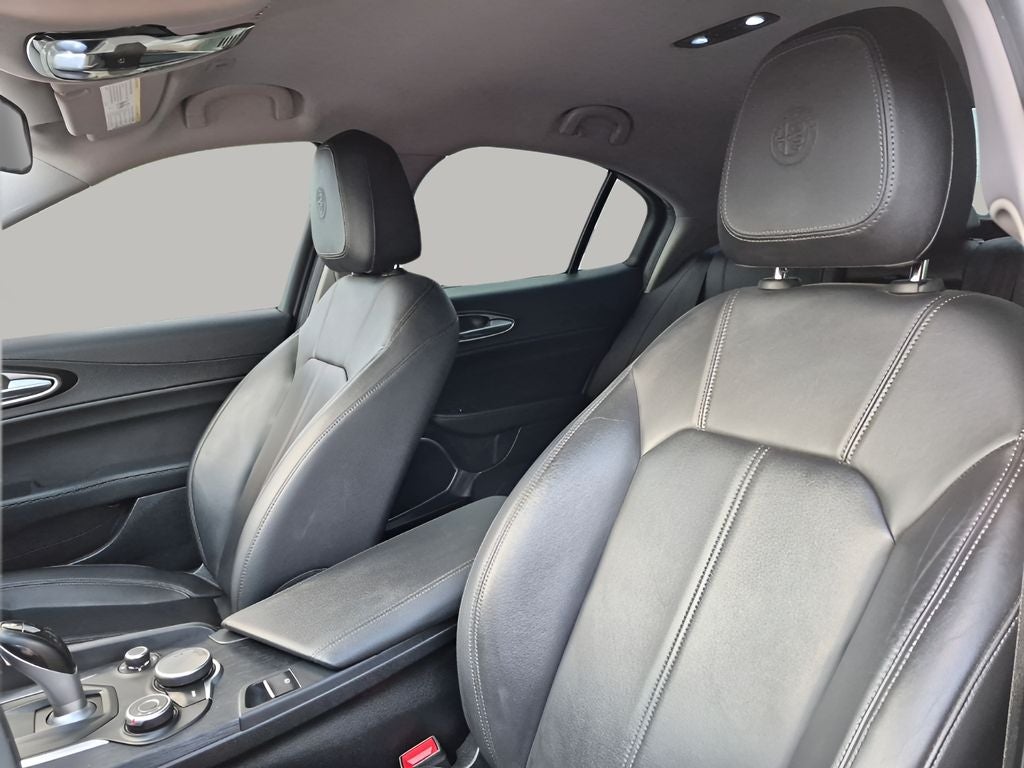 2019 Alfa Romeo Giulia Base