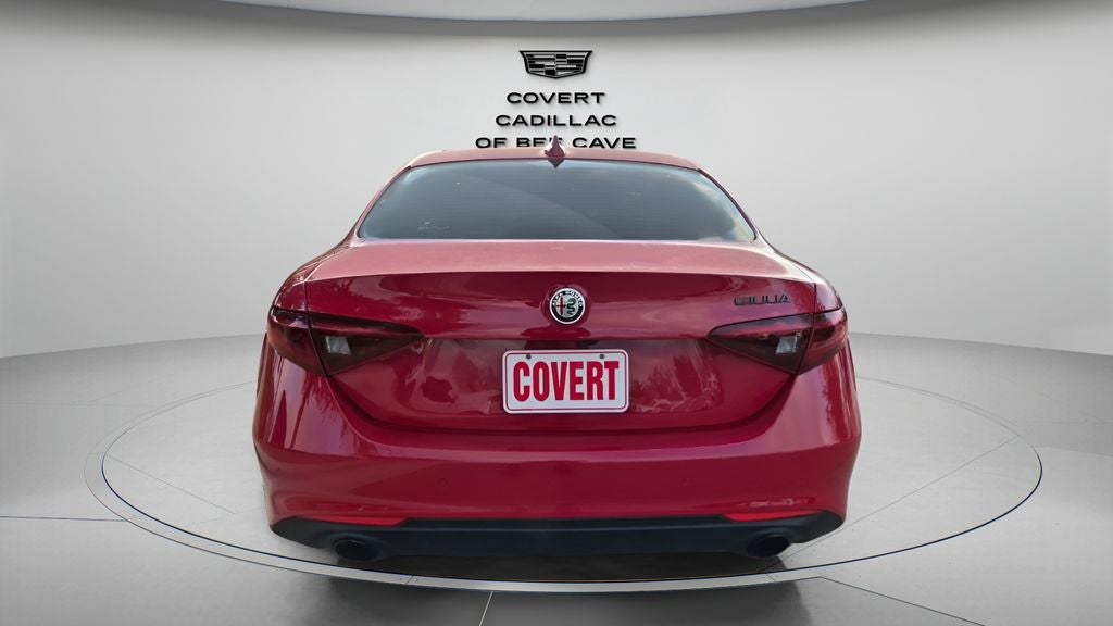 2019 Alfa Romeo Giulia Base