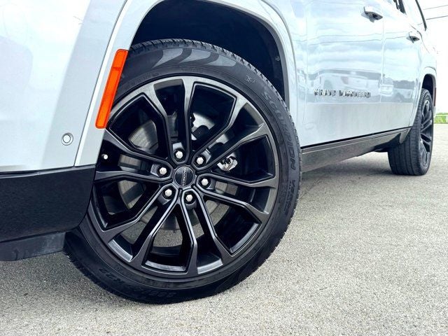 2024 Jeep Grand Wagoneer L Series II OBSIDIAN