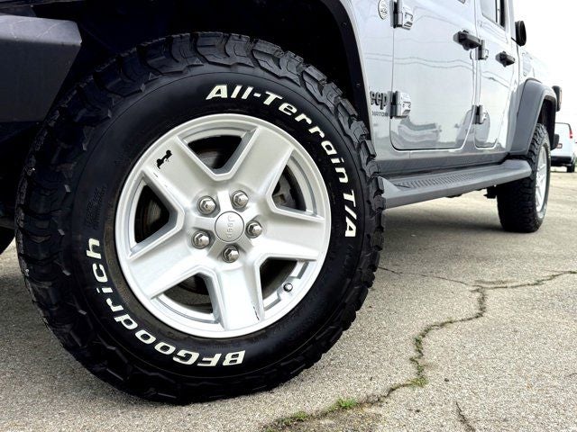 2020 Jeep Gladiator Sport