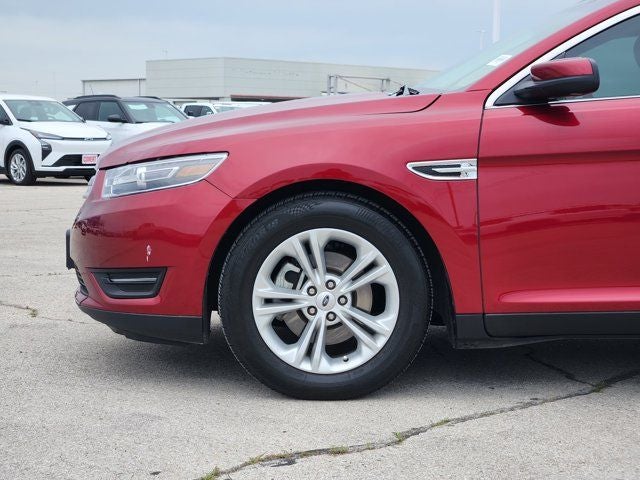 2017 Ford Taurus SEL