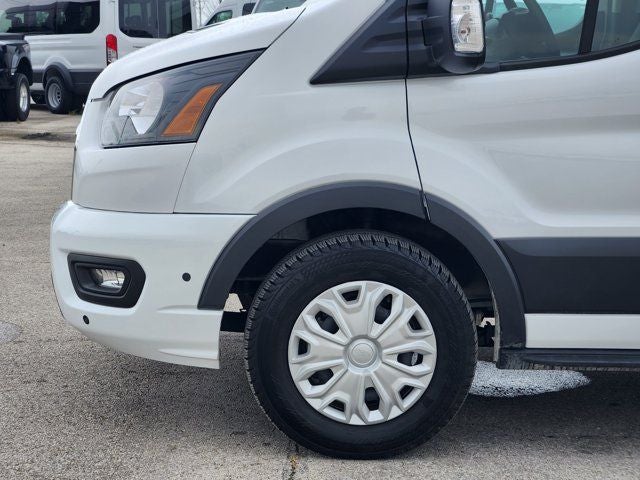 2025 Ford Transit-350 XLT 15-Passenger