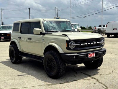 2026 Ford Bronco Outer Banks LIFTED