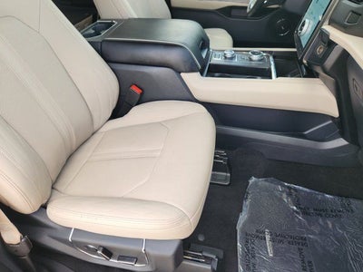 2024 Ford Expedition Max Platinum
