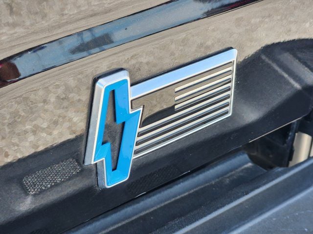 2024 Ford F-150 Lightning Flash