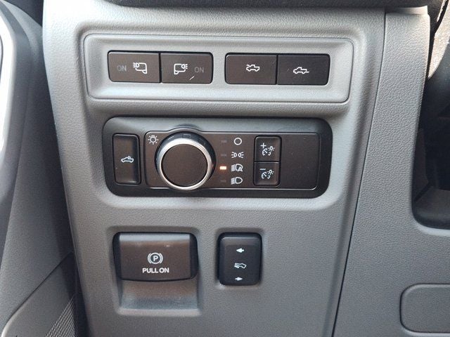 2024 Ford F-150 Lightning Flash