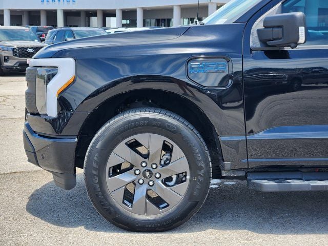 2024 Ford F-150 Lightning Flash