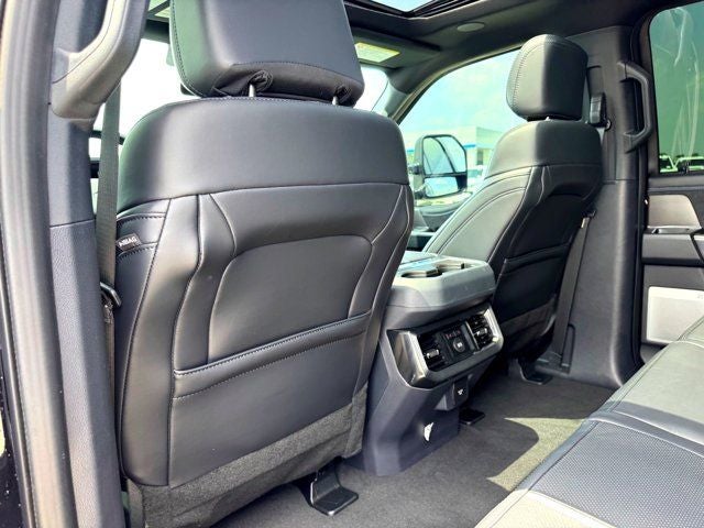2026 Ford F-350SD Platinum Tremor