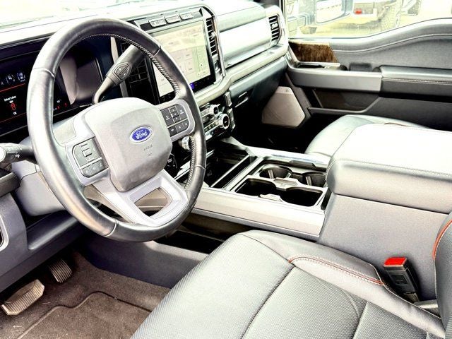 2023 Ford F-350SD Lariat