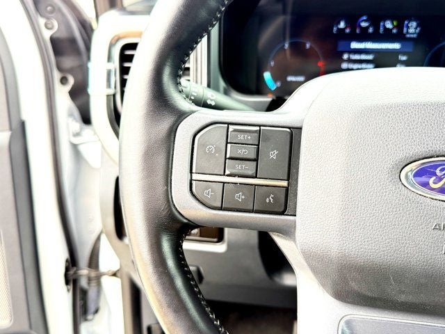 2023 Ford F-350SD Lariat