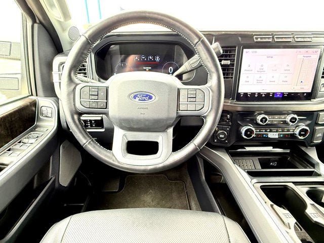 2023 Ford F-350SD Lariat