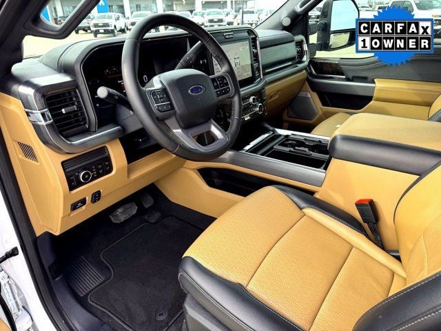 2025 Ford F-350SD Lariat DRW