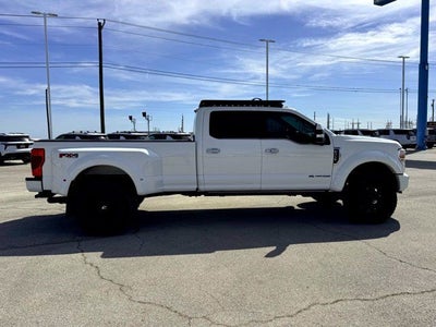 2022 Ford F-450SD Limited