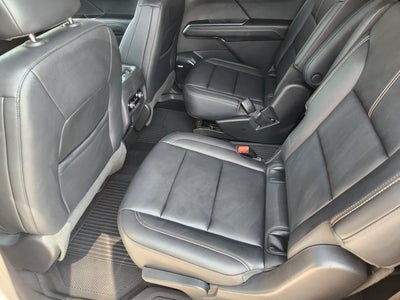 2024 GMC Acadia Elevation