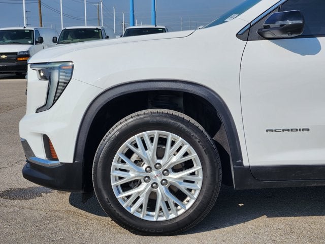 2024 GMC Acadia Elevation
