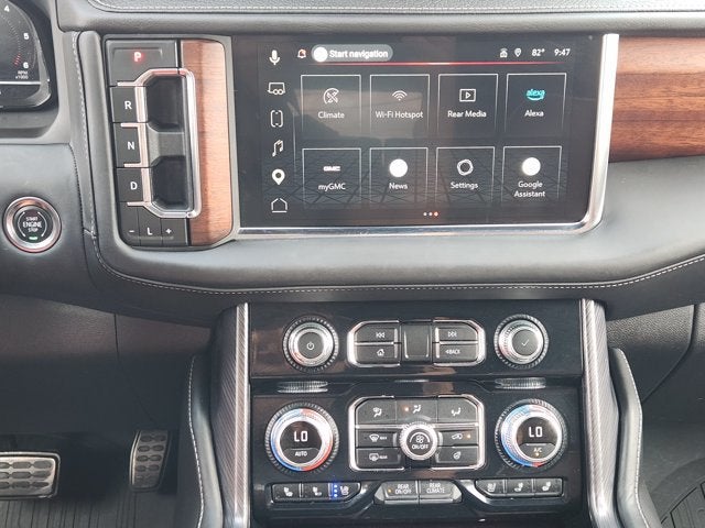 2023 GMC Yukon Denali Ultimate