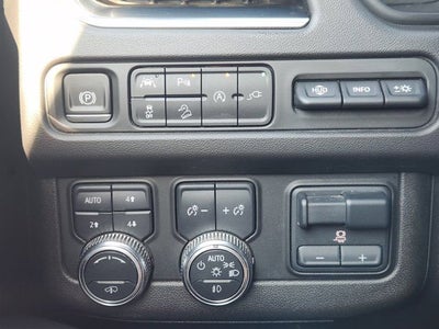 2021 GMC Yukon XL AT4