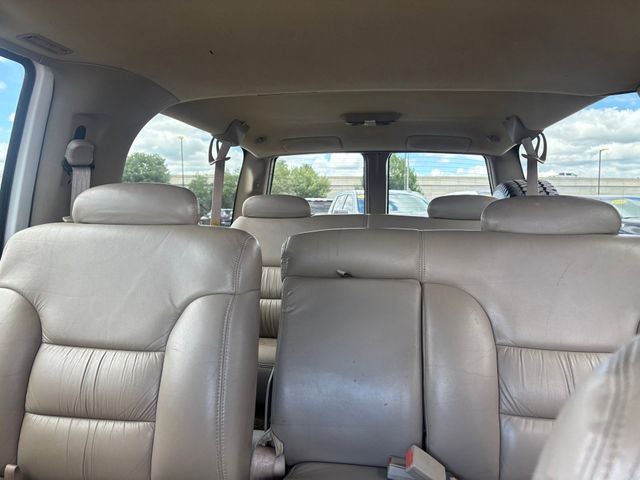 1997 Chevrolet Suburban 2500 Base