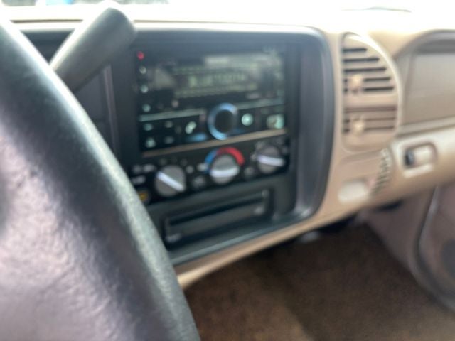 1997 Chevrolet Suburban 2500 Base