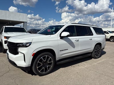 2024 Chevrolet Suburban RST