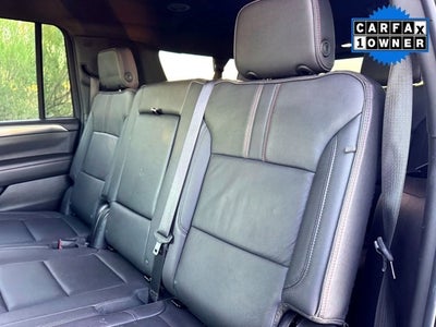 2024 Chevrolet Suburban RST