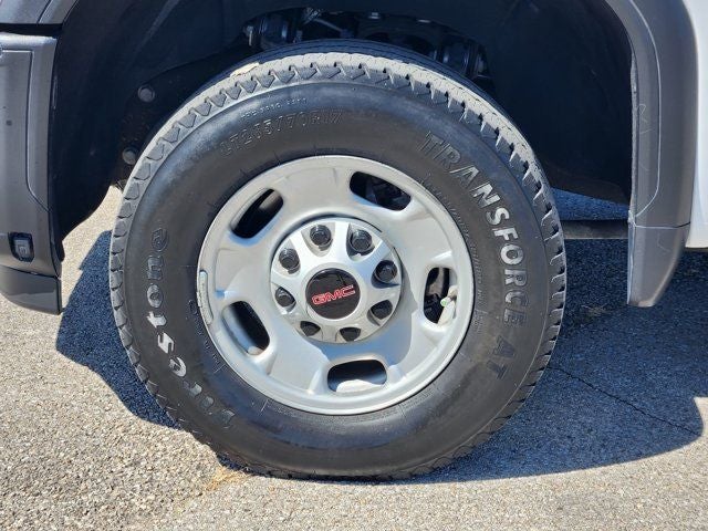 2024 GMC Sierra 2500HD Pro