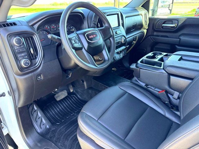 2024 GMC Sierra 2500HD Pro