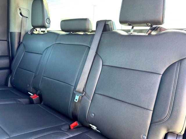 2024 GMC Sierra 2500HD Pro