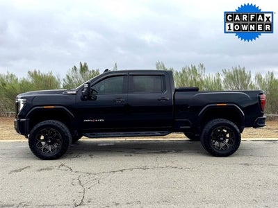 2024 GMC Sierra 2500HD AT4