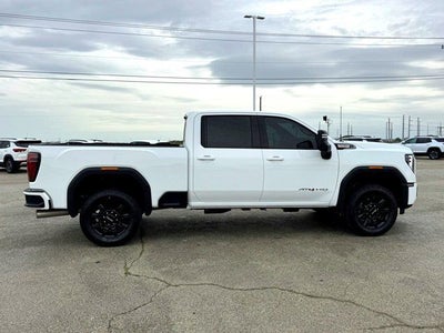 2025 GMC Sierra 2500HD AT4